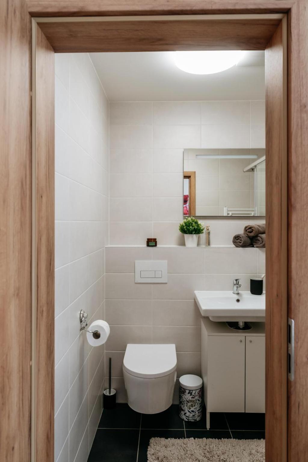 Apartmán Three Bedroom Aparment With Terrace By Days *